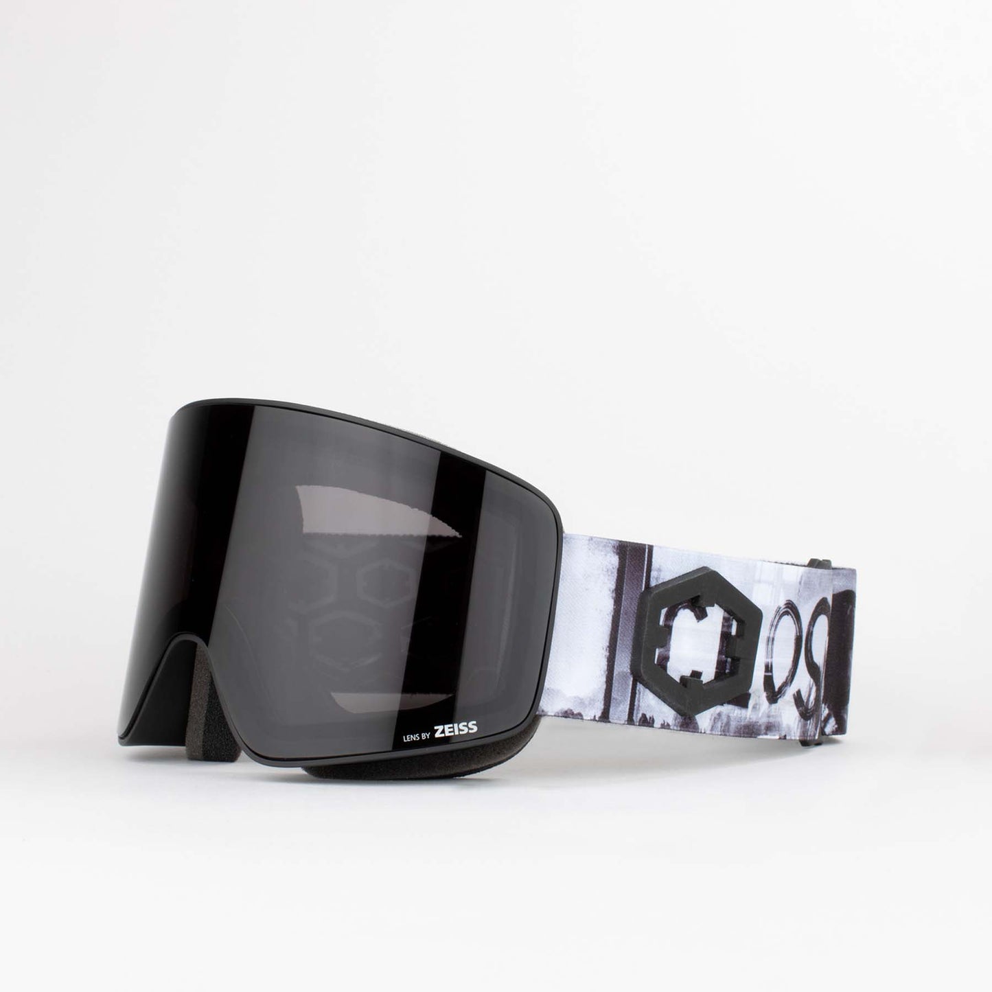 Void - Zeiss lense